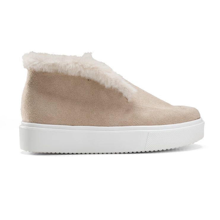 Fur Boot for a bold look - Beige