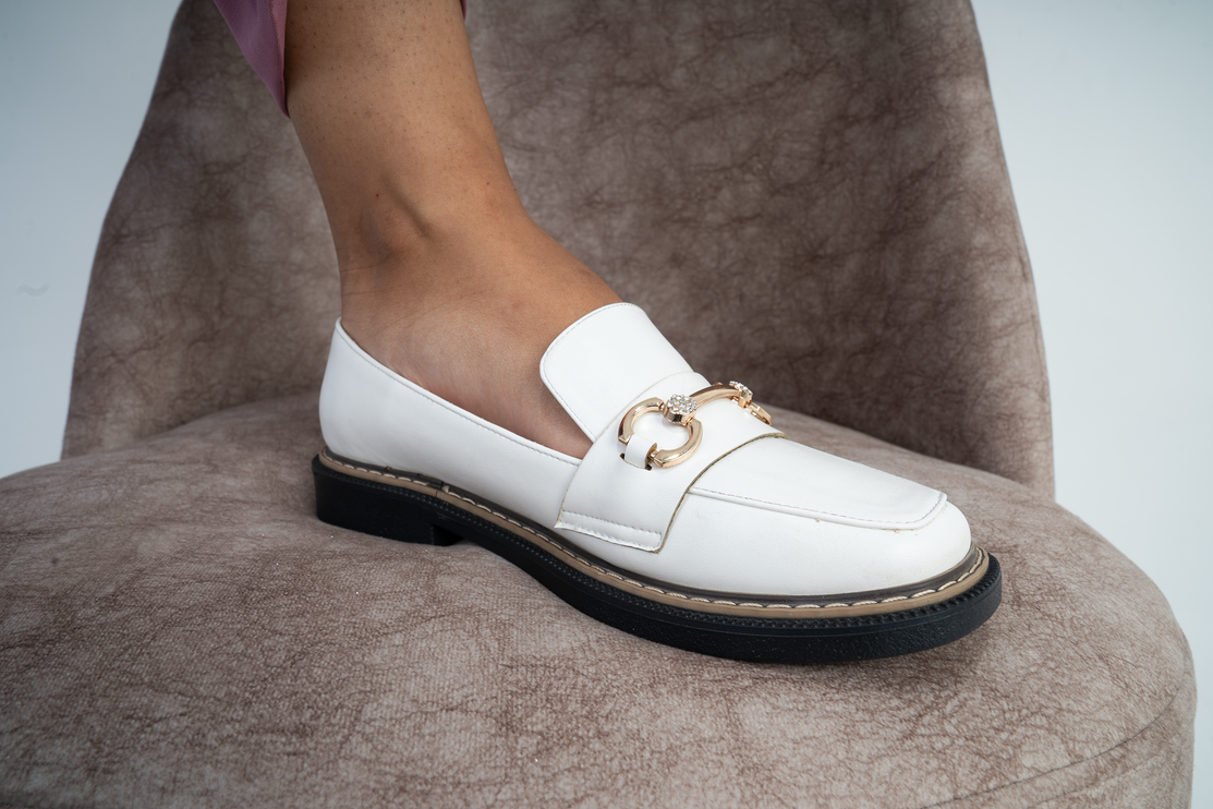 Noonday Wander Flats | White