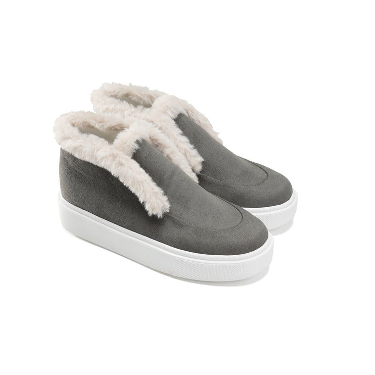 Fur Boot for a bold look - Gray