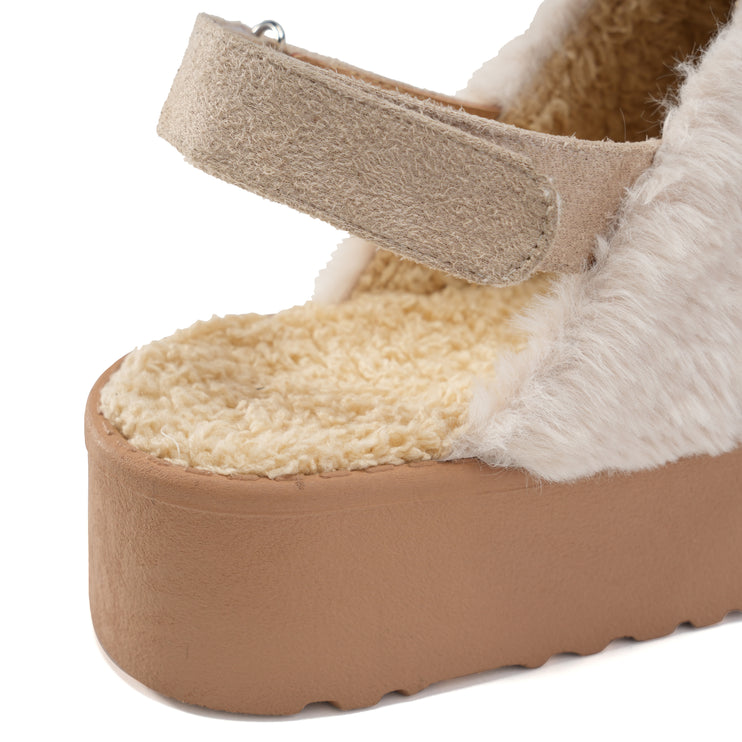 Suede Platform Clogs for Effortless Style - Beige